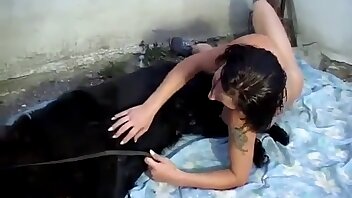 clips porno del zoológico,sexo con animales