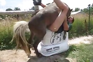 zoo sex,outdoors sex