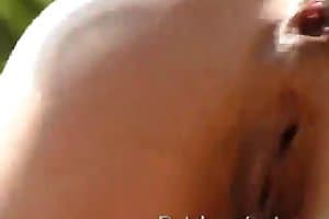 perro se folla a chicas por el culo