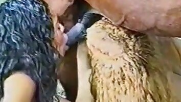 seksi ateşli latinalar,hayvan kadını beceriyor